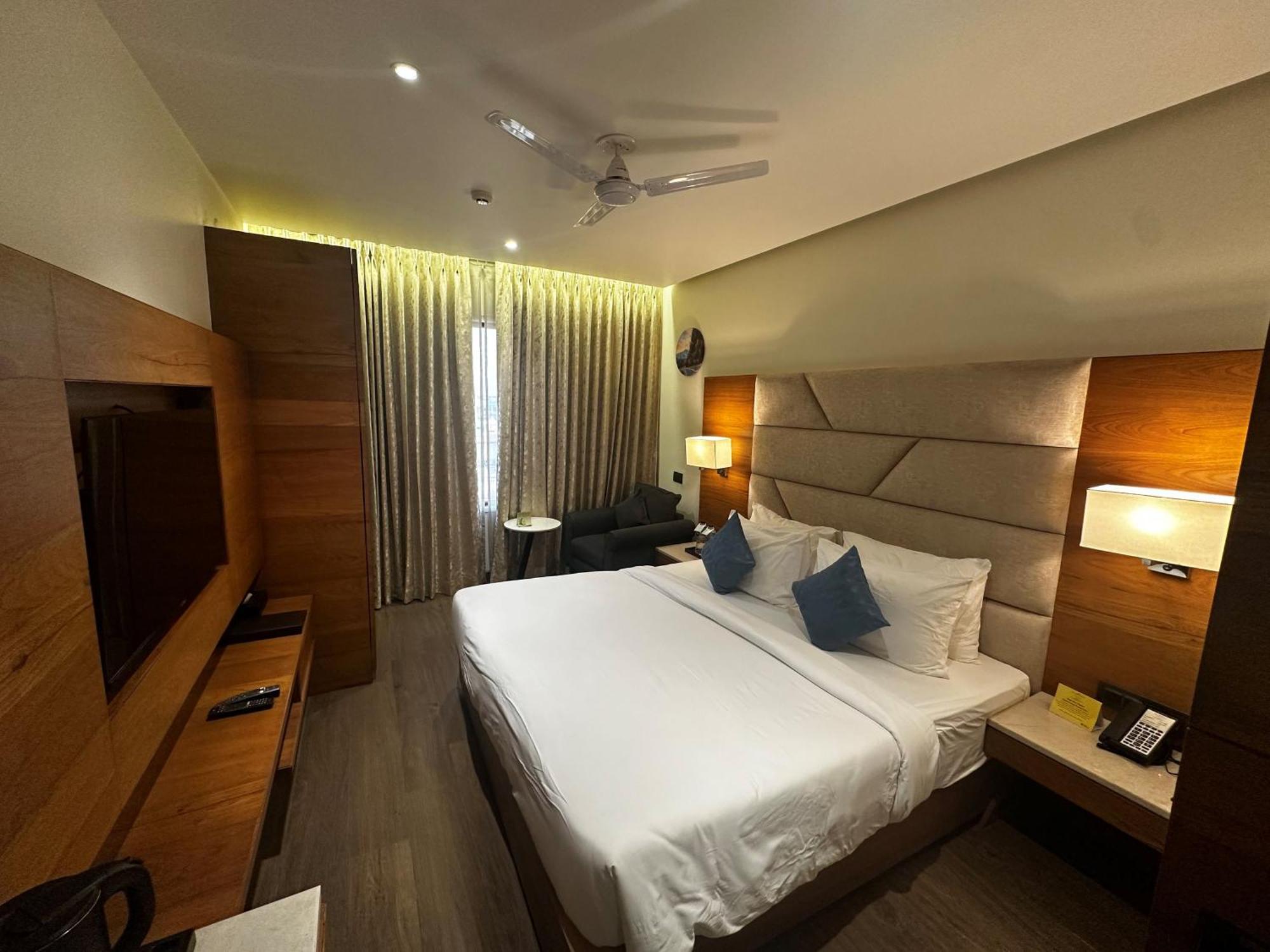 The Fern Residency อัจเมอร์ ภายนอก รูปภาพ